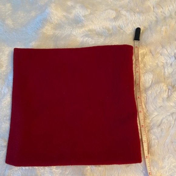- 3/$25 Hot Paws Fleece Neck Warmer One Size - Picture 4 of 8